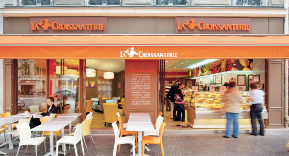 Optimiser l’expérience client dans les restaurants La Croissanterie grâce au déploiement du service Wifi Guest
